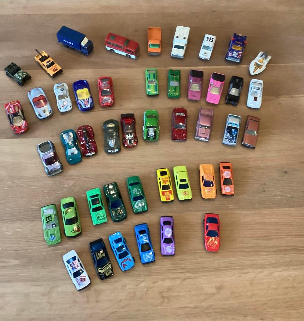 Lot de maquettes et miniatures - voitures, camions, motos, Enlèvement ou Envoi, Utilisé, Voiture
