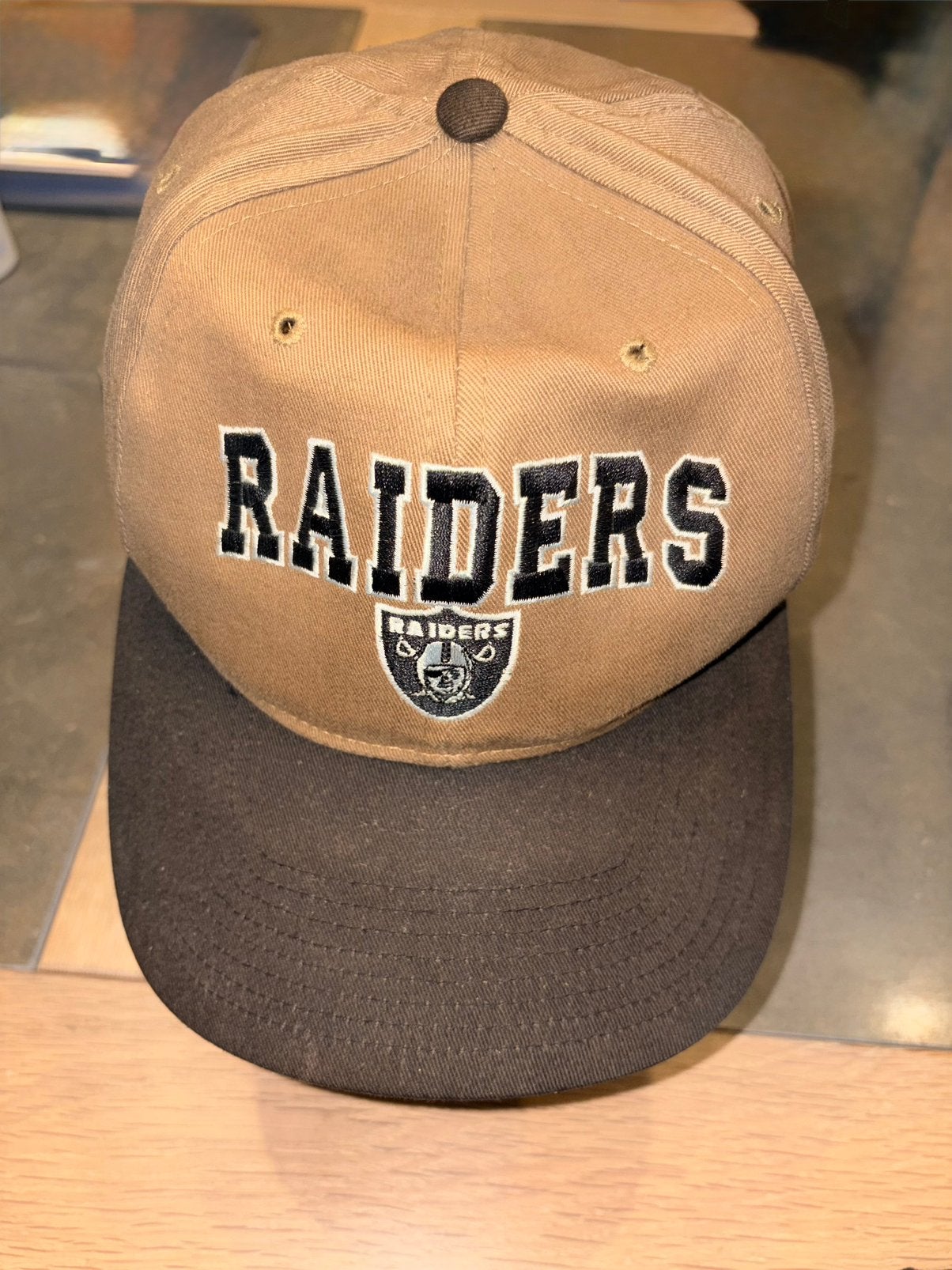 Vintage pet / cap NFL Raiders, Collections, Articles de Sport & Football, Enlèvement ou Envoi, Comme neuf, Casquette ou Bonnet