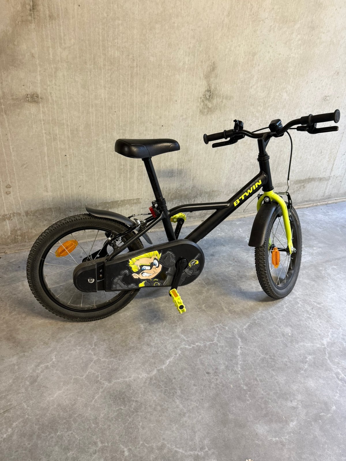 B’Twin Dark Hero 500 kinderfiets van Decathlon, Ophalen, Gebruikt, Velgrem, 16 tot 20 inch