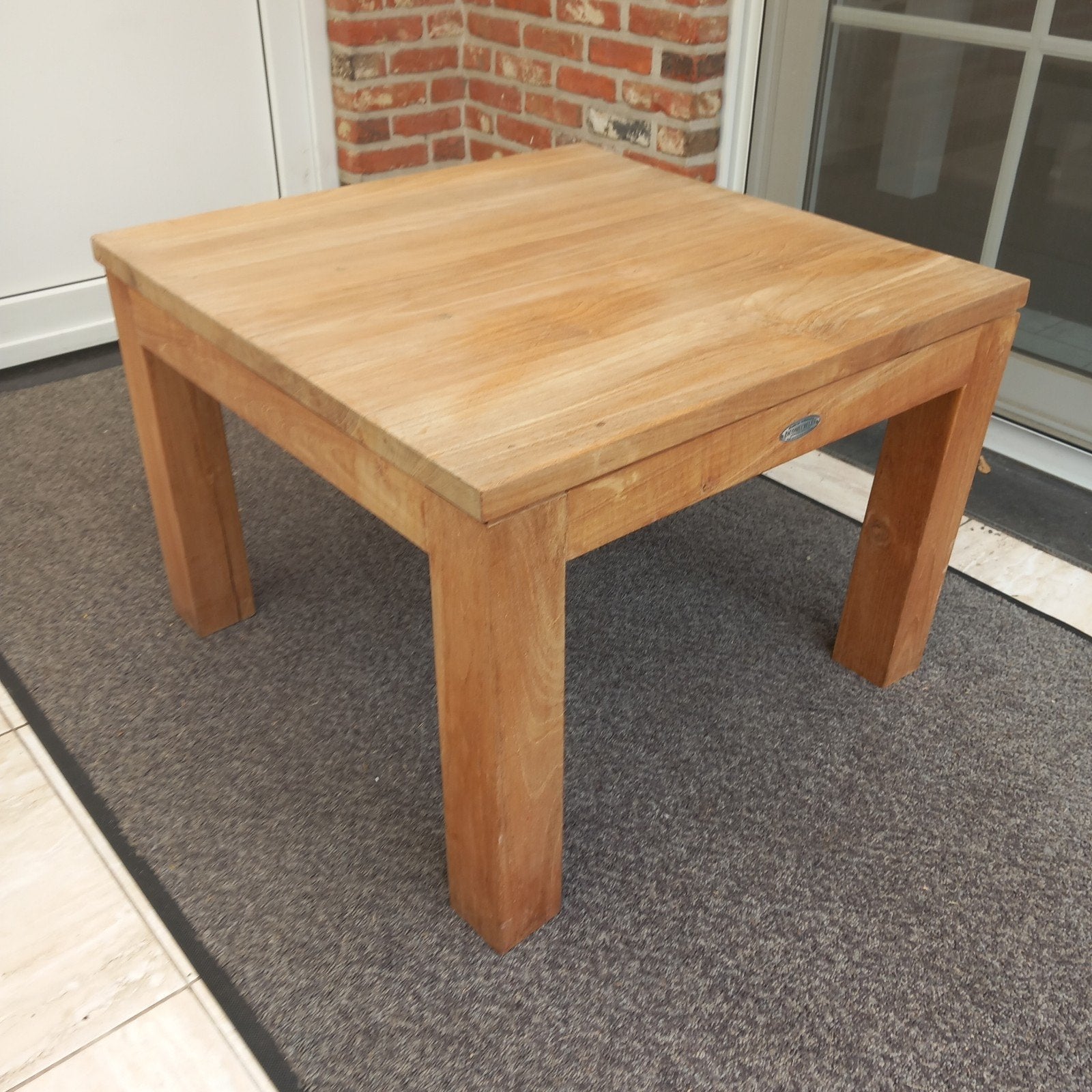 Teak salontafeltje of bijzettafeltje als nieuw, Huis en Inrichting, Ophalen