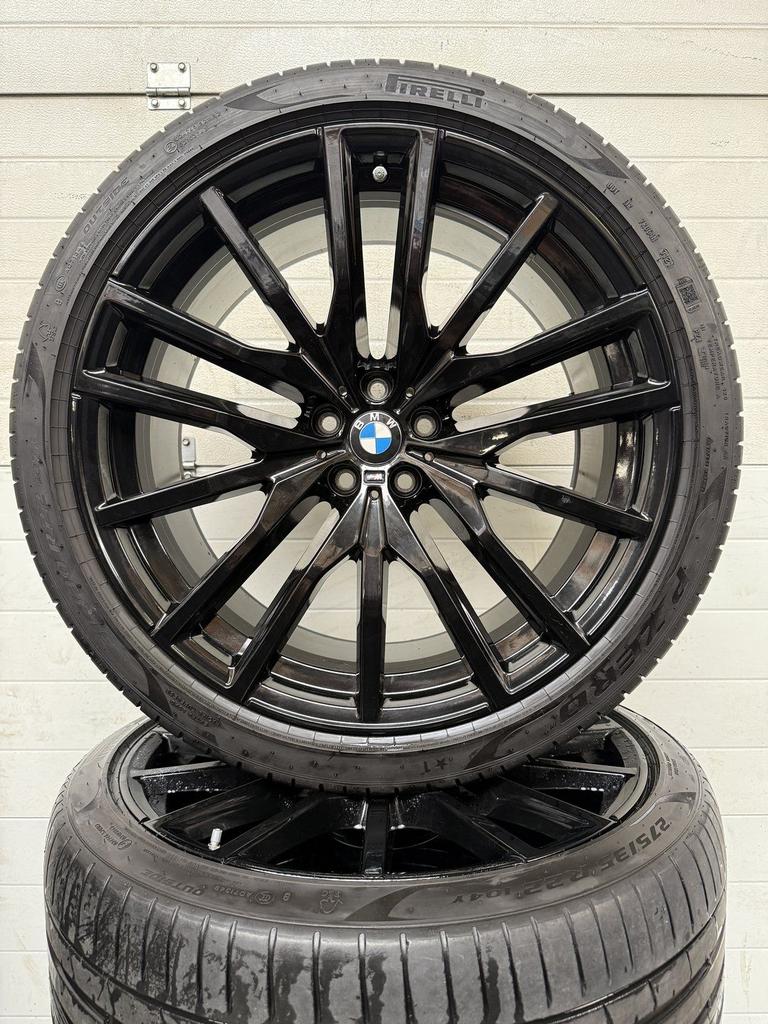 DEMO 22’’ BMW X5 X6 G05 G06 VELGEN ZOMERBANDEN ORIG SET TPMS, Auto-onderdelen, Gebruikt, -, 275 mm, -