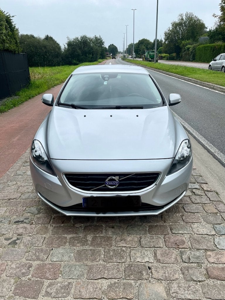Volvo V40 D2 2.0 ++AUTOMAAT++GOEDE STAAT++, Auto's, Volvo, Automaat, Stof, 5 deurs, Particulier