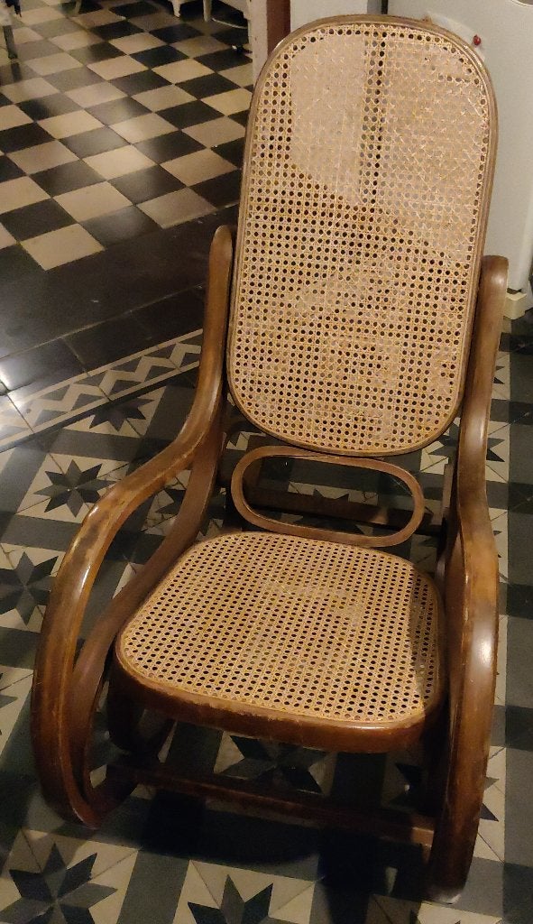 Schommelstoel in vintage Thonet-stijl, Antiek en Kunst, Ophalen