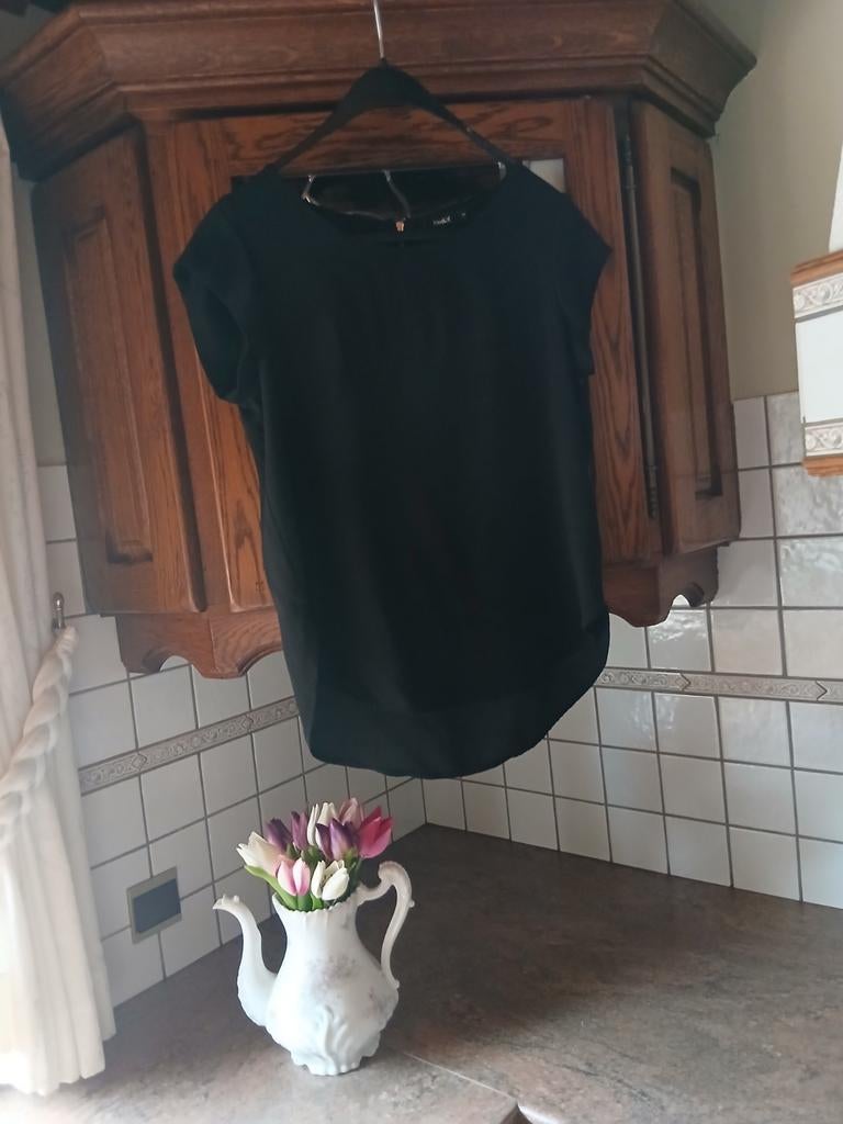 Zwarte blouse ONLY maat 38 – mooie staat, Enlèvement ou Envoi, Taille 38/40 (M)