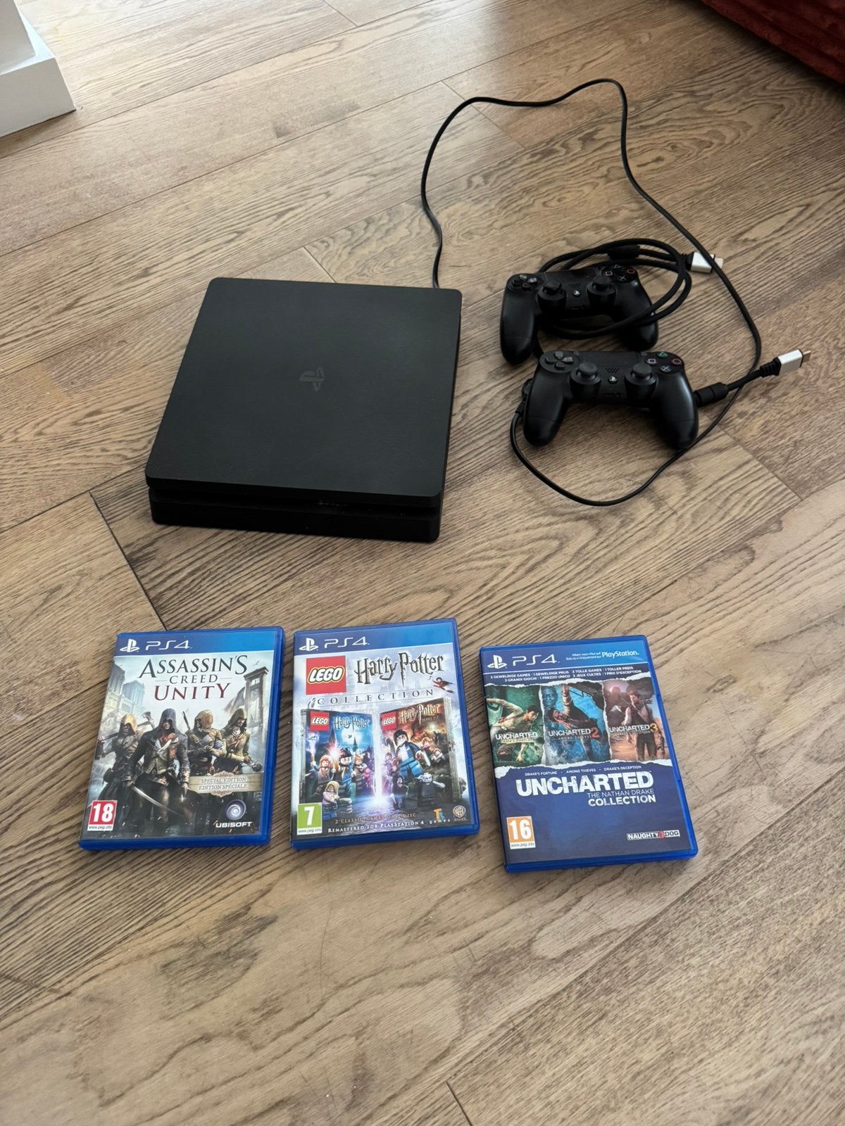 Ps4 + 3 games + 2 consoles, Games en Spelcomputers, Ophalen, Zo goed als nieuw