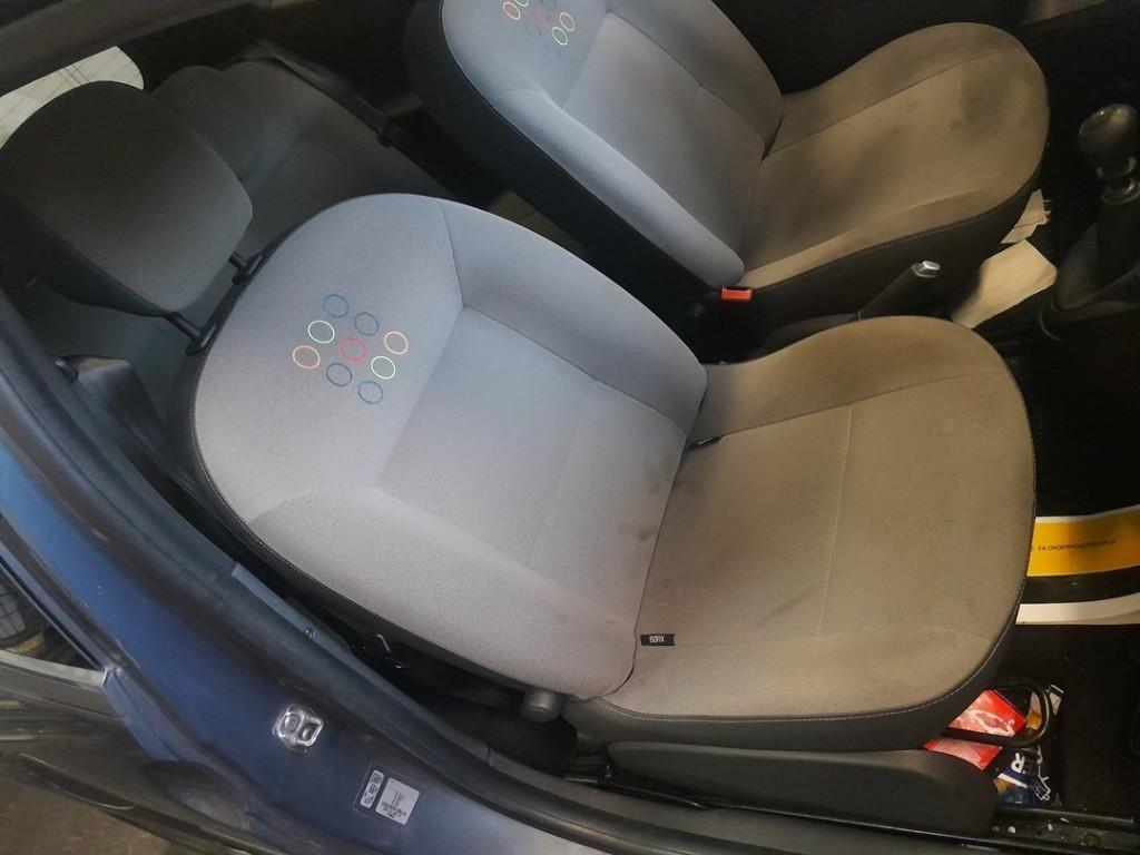 SIEGE AVANT DROIT Renault Twingo II (CN) (01-2007/09-2014), Utilisé, Renault