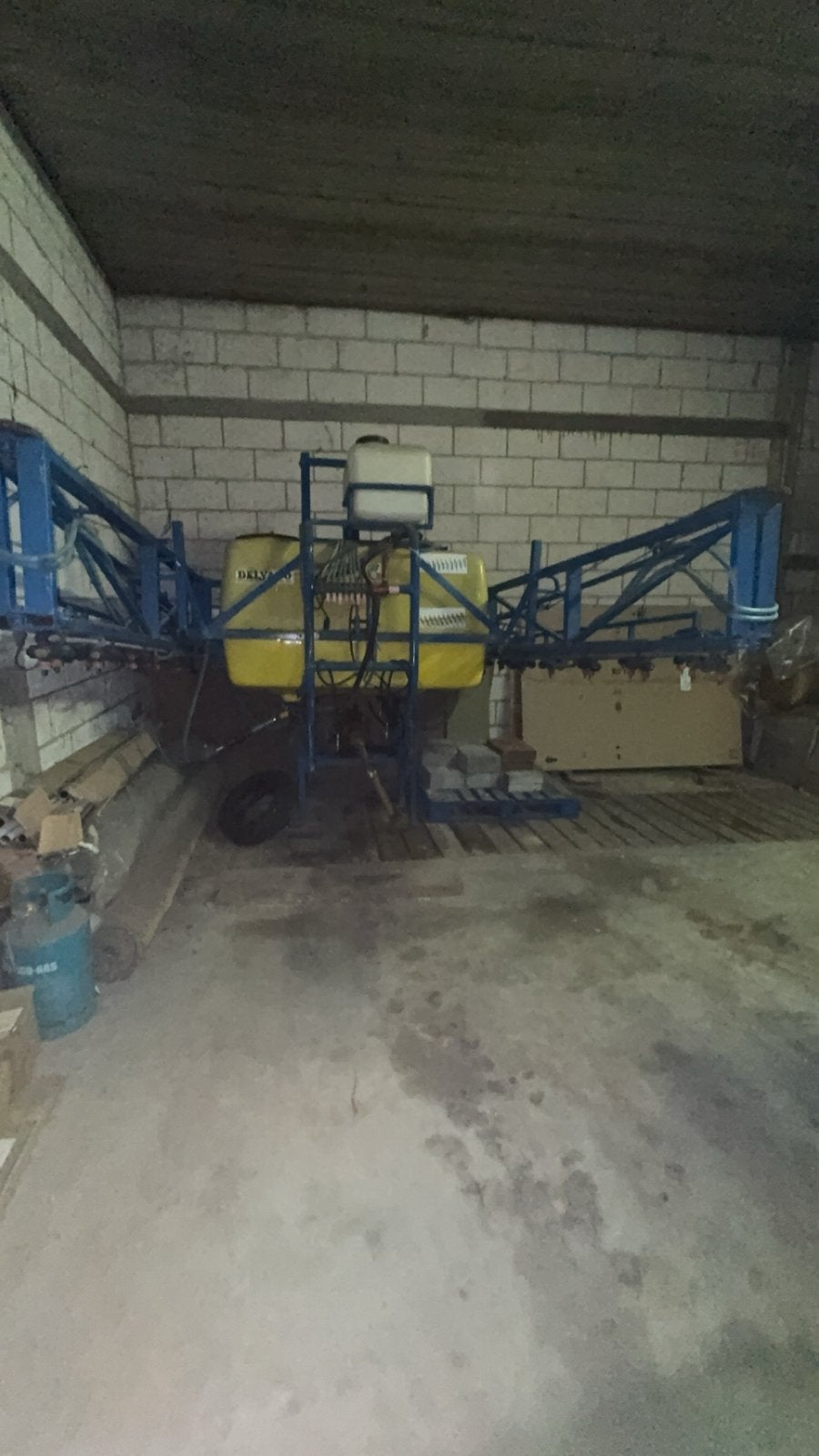 Delvano 1000 liter sproeier, Ophalen