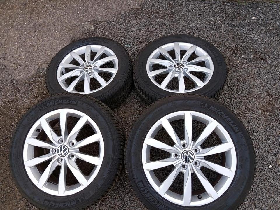 Winterset+wielen VW T-ROC 215 55 17, Auto-onderdelen, Banden en Velgen, Ophalen, Velg(en)