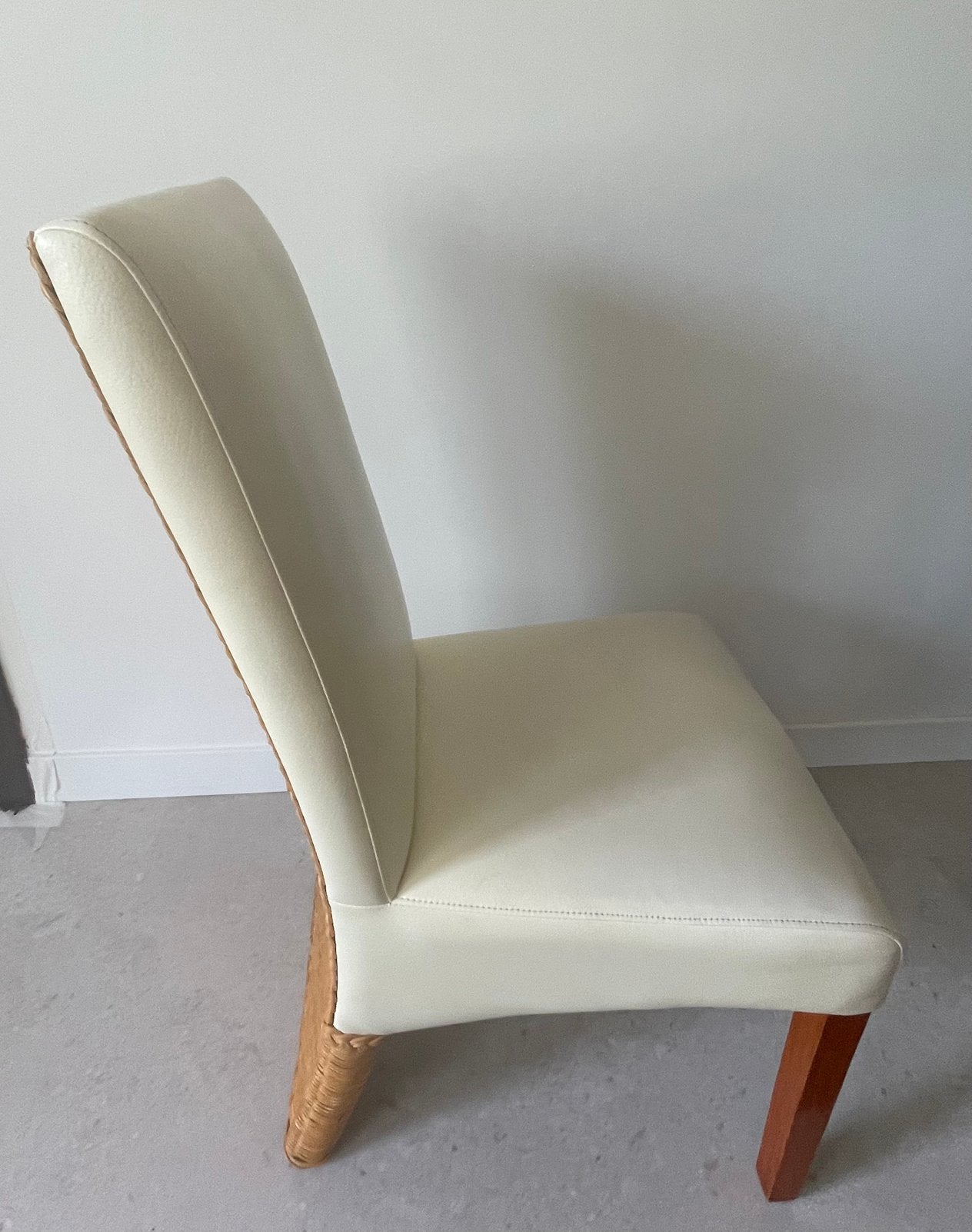 6 Witte stoelen, Huis en Inrichting, Ophalen, Zo goed als nieuw