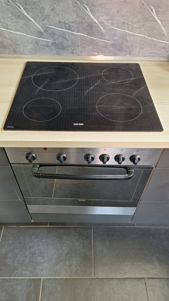 Four encastrable + Plaque vitrocéramique, Electroménager, Cuisinières, 4 zones de cuisson, Encastré, Enlèvement, Utilisé