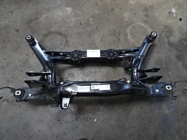 BRAS OSCILLANT Volkswagen Tiguan (AD1) (01-2016/04-2024), Volkswagen, Volkswagen AG, Utilisé, Kundenbetreuung@volkswagen.de
