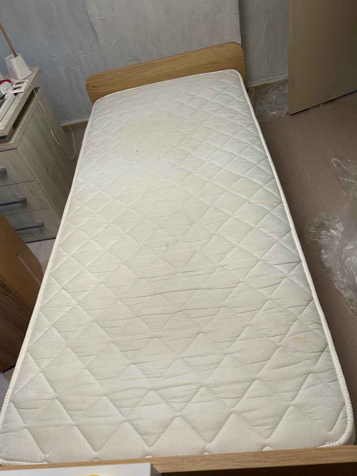 1persoonsbed, Huis en Inrichting, Slaapkamer | Matrassen en Bedbodems, Ophalen, Gebruikt, Eenpersoons, 140 cm