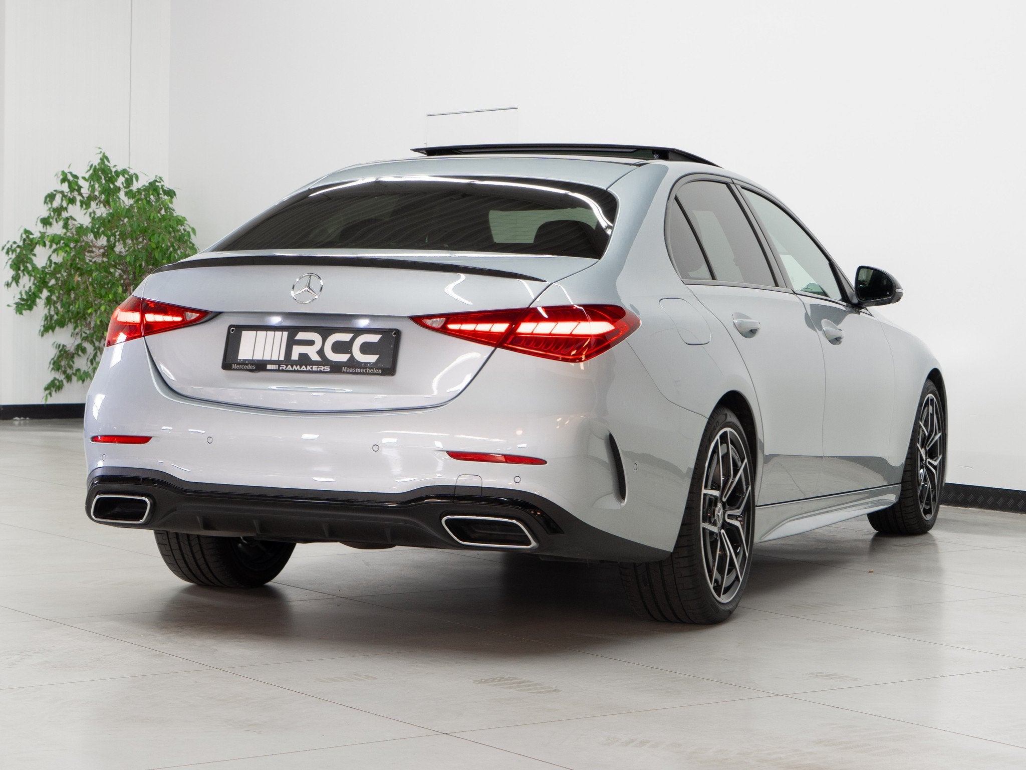 Mercedes-Benz C 180 Mild-Hybrid | AMG Night PANORAMA 19" Mem, Automaat, 4 deurs, Achterwielaandrijving, Gebruikt