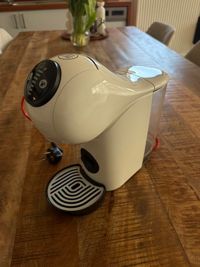 Dolce Gusto koffie apparaat, Ophalen of Verzenden, Zo goed als nieuw