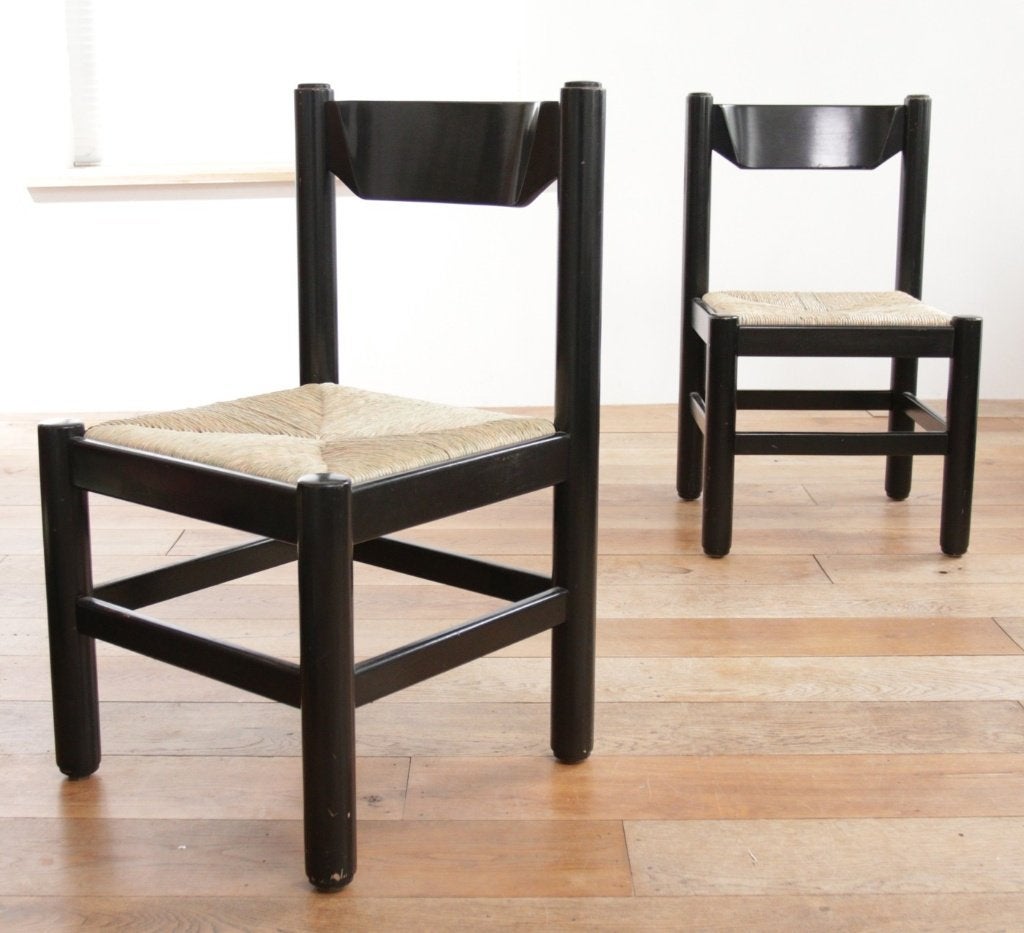 Set van 2 zwarte biezen stoelen Magistretti/Perriand stijl, Ophalen
