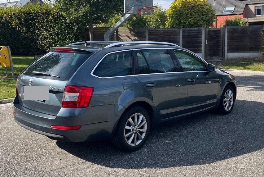 Skoda Octavia SW 1.0 TSI Ambition – Zuinig, ruim & zorgeloos, Auto's, Euro 6, Particulier, 3 cilinders, 999 cc