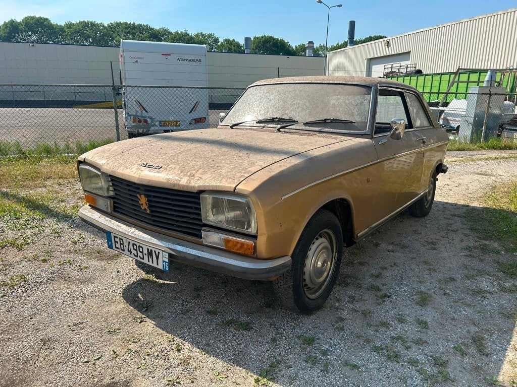 Peugeot 304 Sedan, Autos, Achat, Boîte manuelle, Noir, Particulier