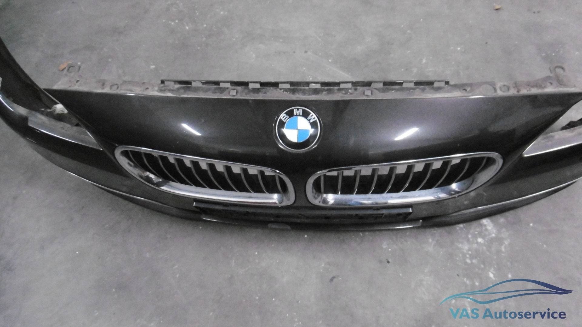 Voorbumper BMW 5-serie  Luxury Line model 2014 LCI, Gebruikt, -, Voor, Ophalen of Verzenden