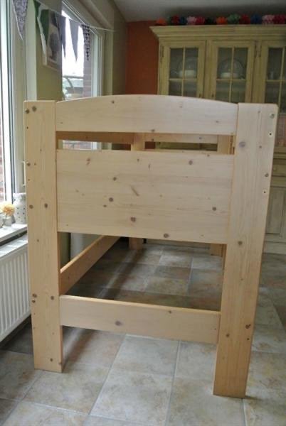Hoogteslaper en gratis lakenset, Garçon ou Fille, Beige, Enlèvement, Lit d'enfant