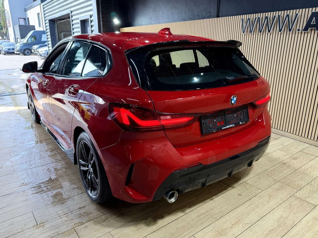 BMW 1 Serie 118 IA PACK M PERFORMANCE * GARANTIE 12 MOIS *, Automaat, 1 Reeks, Gebruikt, Euro 6