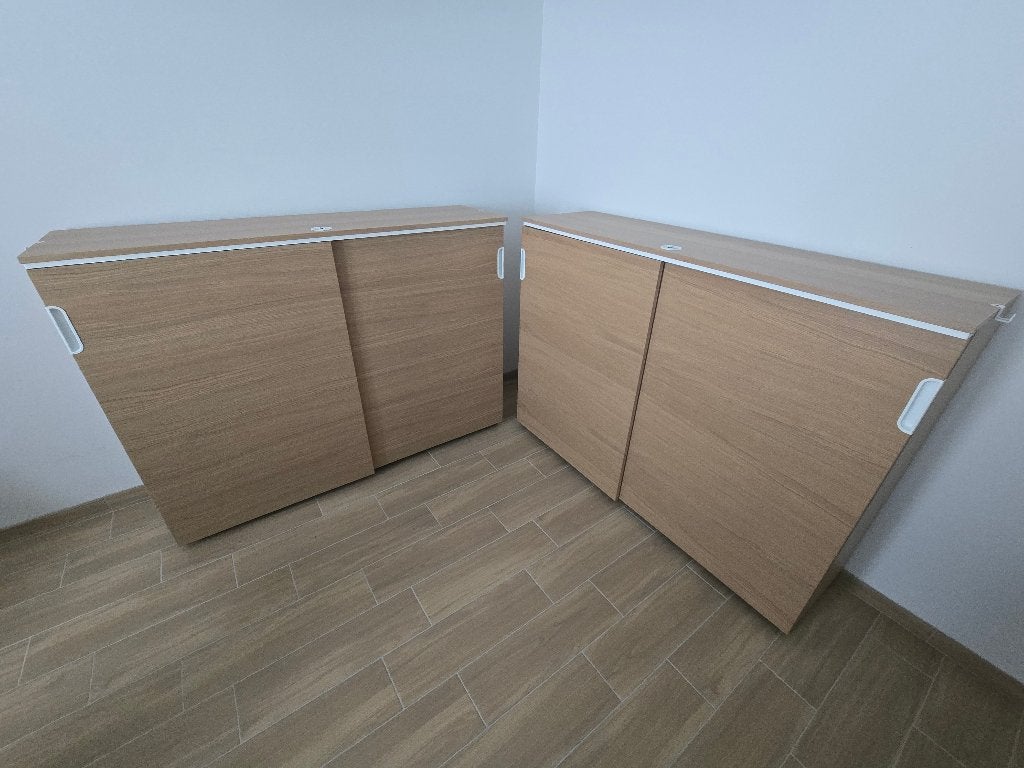 Deux armoires Galant Ikea - Porte coulissantes verrouillable, 25 à 50 cm, Chêne, 150 à 200 cm, Comme neuf