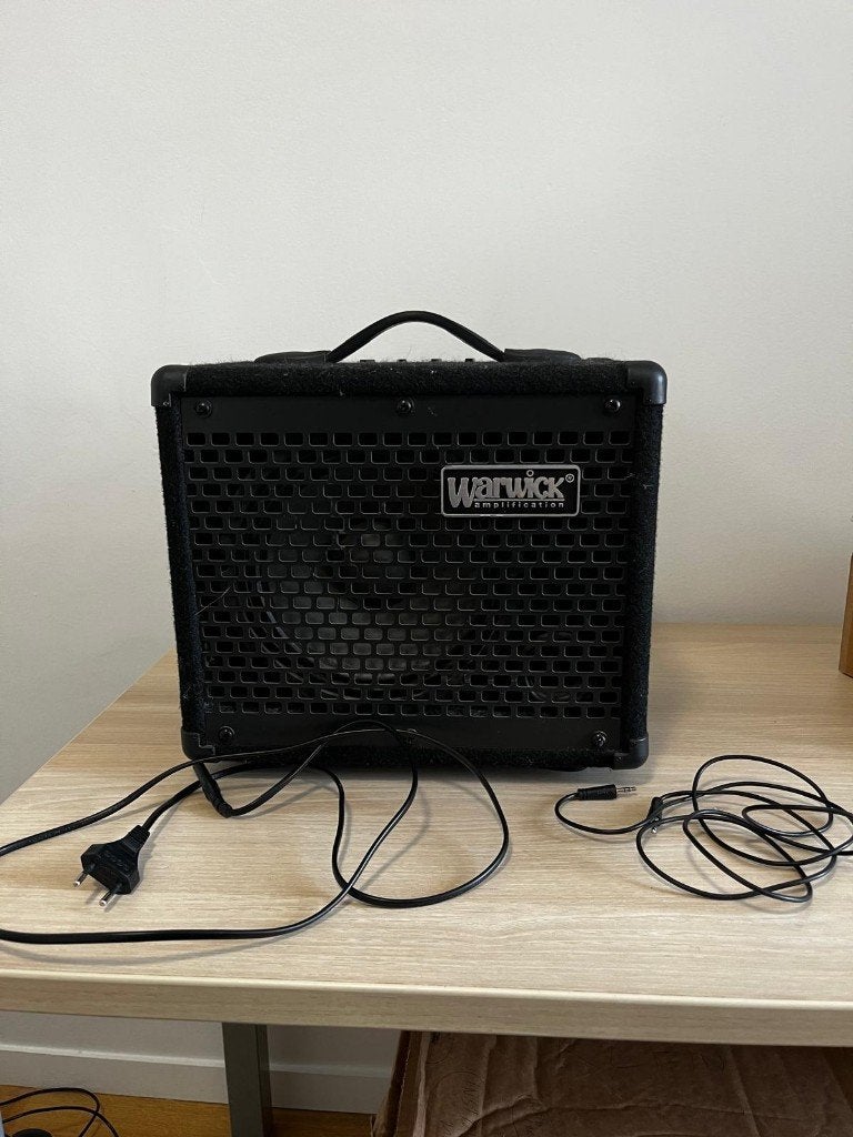 Warwick BC10 basversterker / bass combo 10W, Muziek en Instrumenten, Ophalen, Gebruikt, Minder dan 50 watt