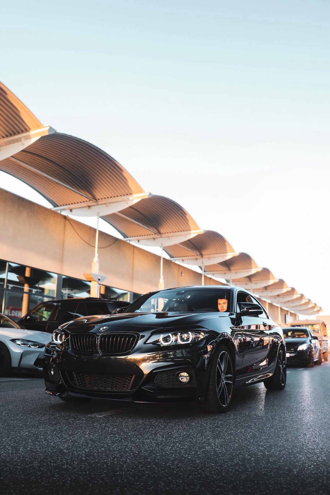 Bmw 220i Lci F22, Autos, BMW, Entreprise, Série 2, Apple Carplay, Essence, 3 portes, Automatique, Noir, Alcantara, Propulsion arrière