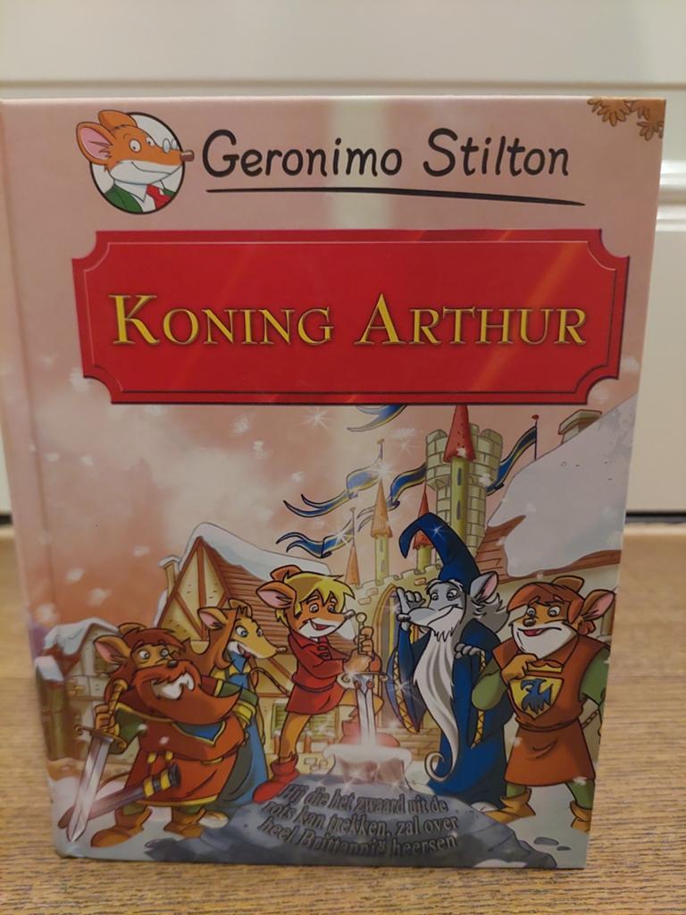 Geronimo Stilton - Koning Arthur, Enlèvement ou Envoi, Geronimo Stilton