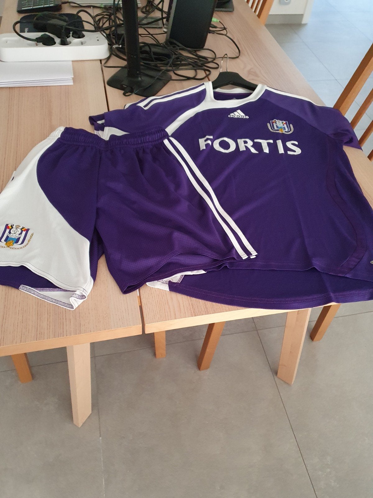 8 authentieke voetbalshirts periode 2000/2015, Maat 52/54 (L), Meerkleurig, Ophalen of Verzenden, Zo goed als nieuw