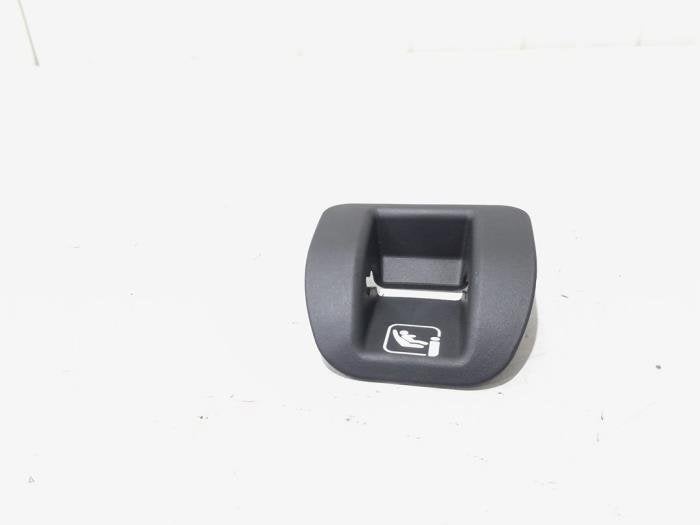Isofix steun van een Suzuki Baleno, Gebruikt, -, -, Ophalen of Verzenden