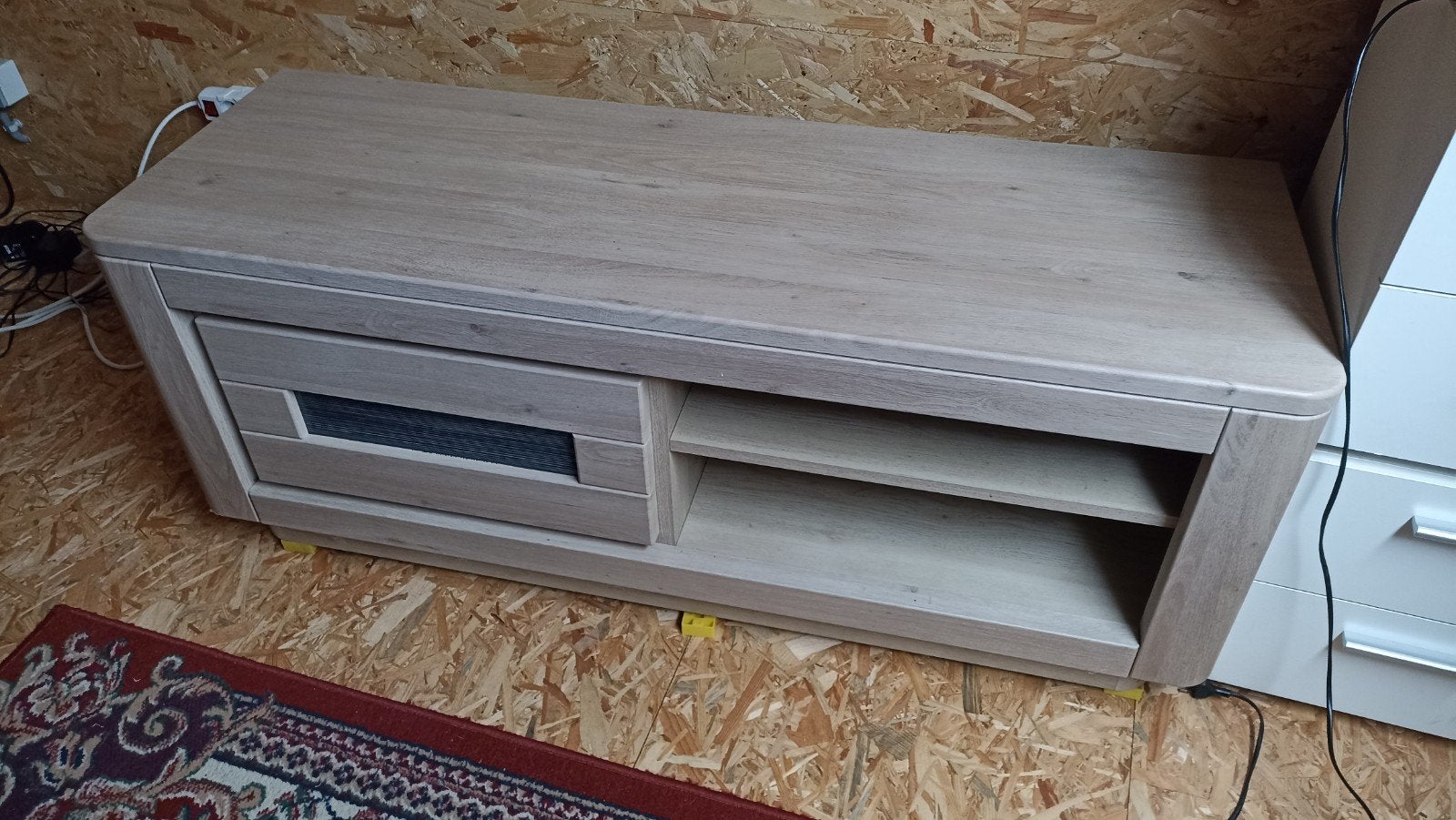 Tv meubel, Ophalen, Gebruikt, 100 tot 150 cm, Minder dan 100 cm