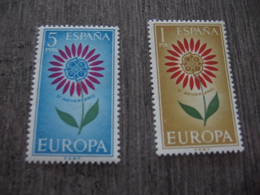 ESPAGNE 2 timbres - Europe - ÉTAT NEUF ! ! !, Enlèvement ou Envoi, Non oblitéré