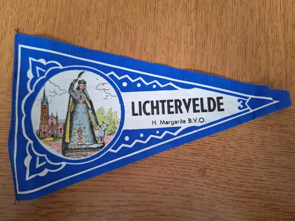 Oude wimpel Lichtervelde H. Margarita, Enlèvement ou Envoi