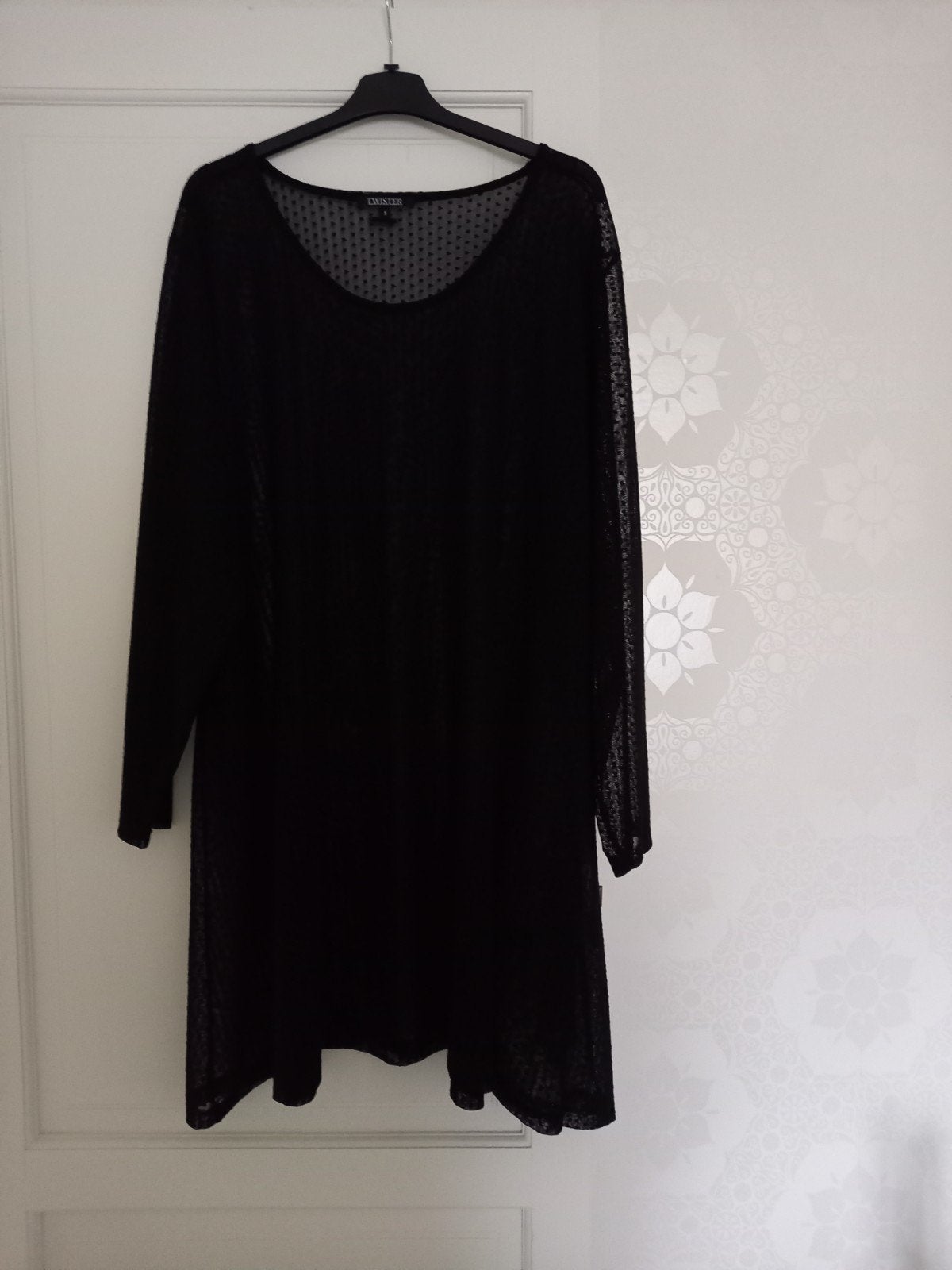 nieuw kleed Twister MT54/56 oksel-oksel 75cm lengte 95cm, Vêtements | Femmes, Enlèvement ou Envoi, Neuf