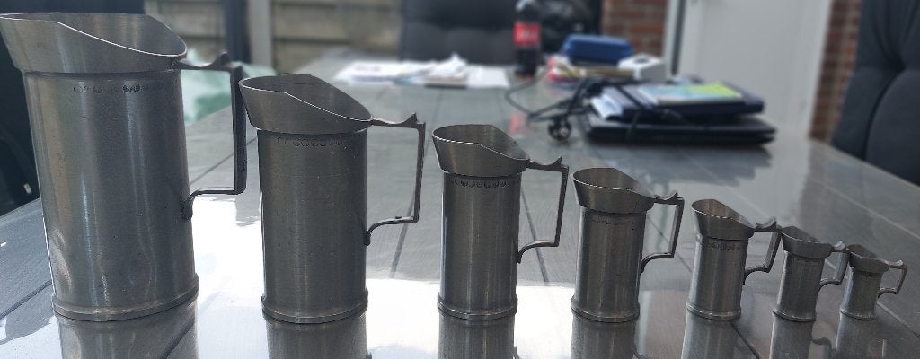 TINNEN KANNEN MET STEMPEL, Enlèvement ou Envoi