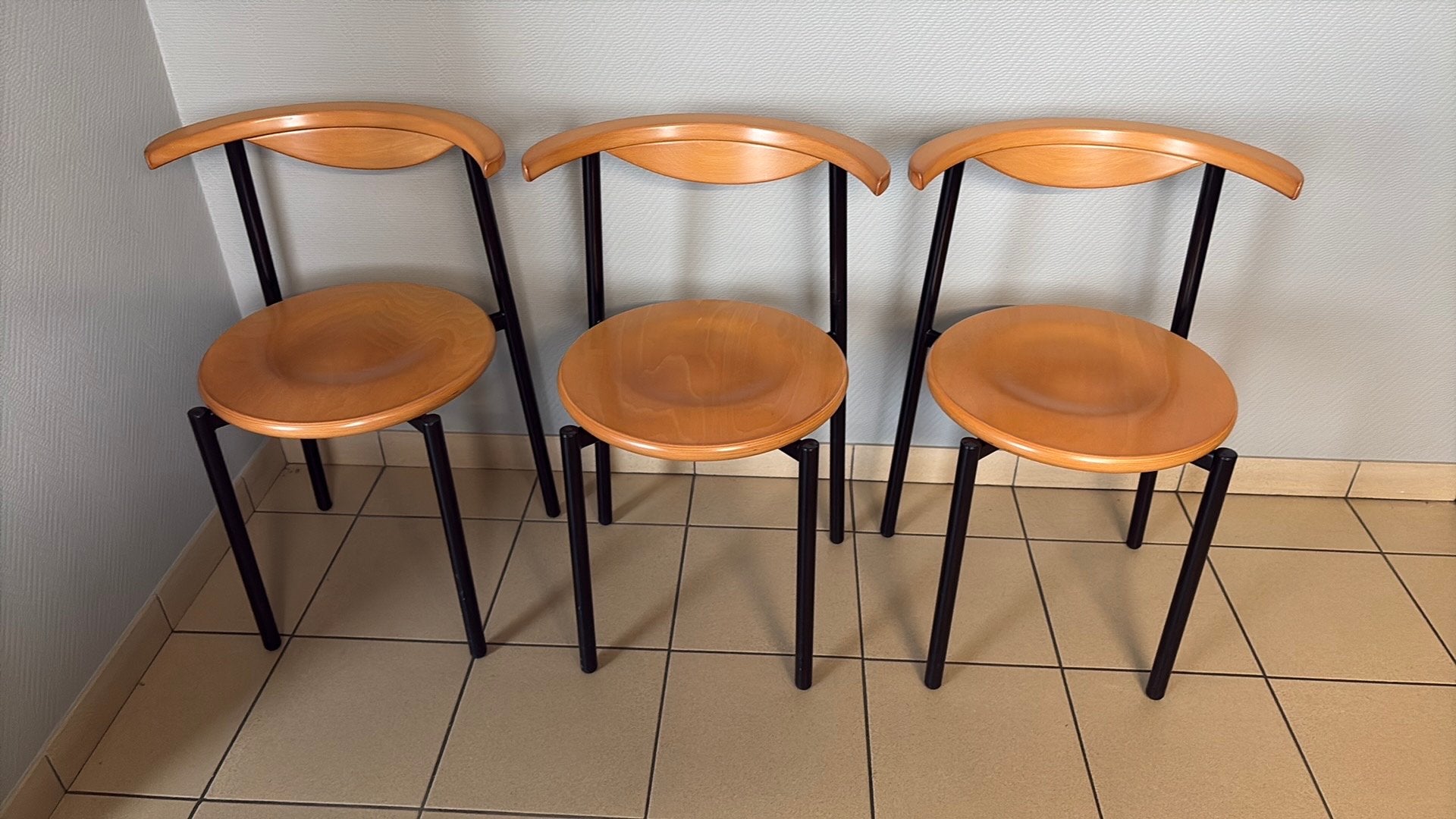 3x Tonon Italiaanse Design Eetkamerstoelen – Topstaat, Ophalen, Zo goed als nieuw, Hout, Drie