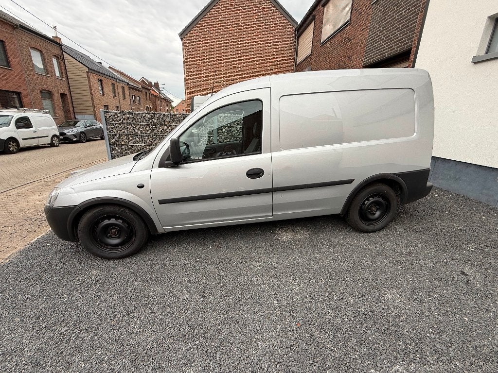 Opel Combo Pompe à huile défectueuse, Autos, Opel, Argent ou Gris, Achat, 2 places, Boîte manuelle