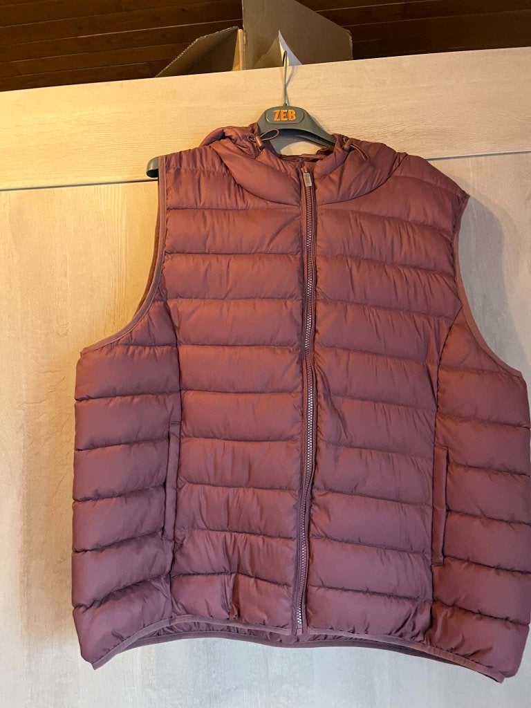 nieuwe bodywarmer met kap only carmakoma large 50-52, Vêtements | Femmes, Grandes tailles, Only carmakoma, Enlèvement ou Envoi