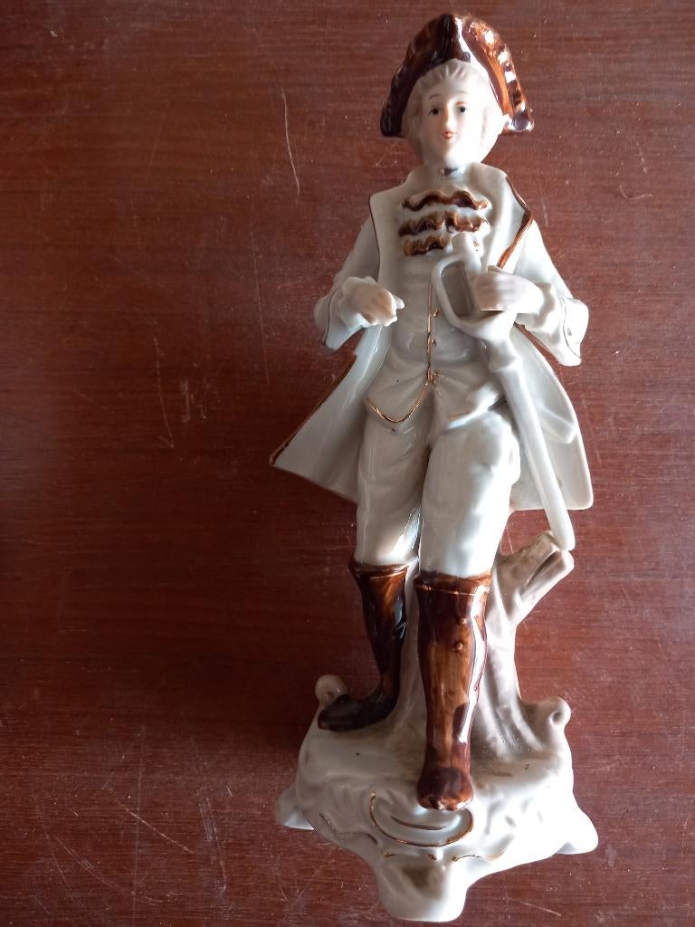 Vintage Victoriaans Porseleinen Soldaat-Jongemanfiguurtje, Antiek en Kunst, Ophalen