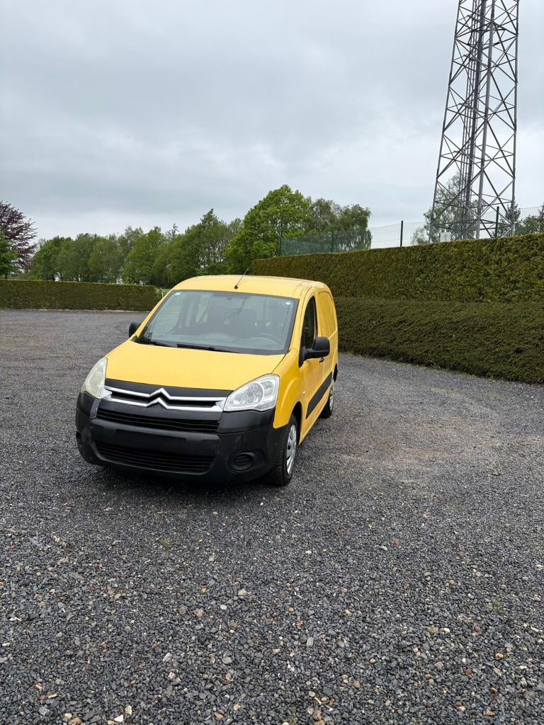 Citroën Berlingo 2013 – 153 000 km – 1.6 Diesel pret à immat