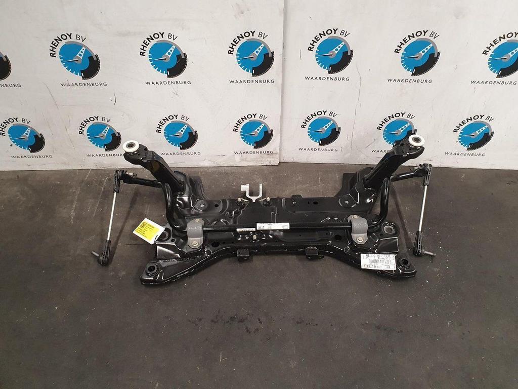 FORD FOCUS HN TITANIUM SUBFRAME VOOR 2022, Enlèvement ou Envoi, Utilisé, Stiba membre