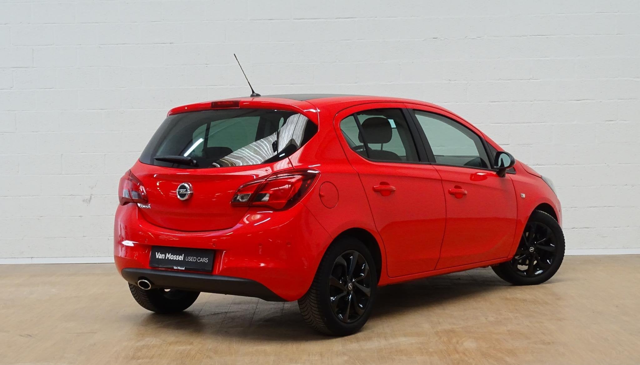 Opel Corsa 1.4 Black Edition, Auto's, Opel, Stof, Gebruikt, 4 cilinders, Bedrijf