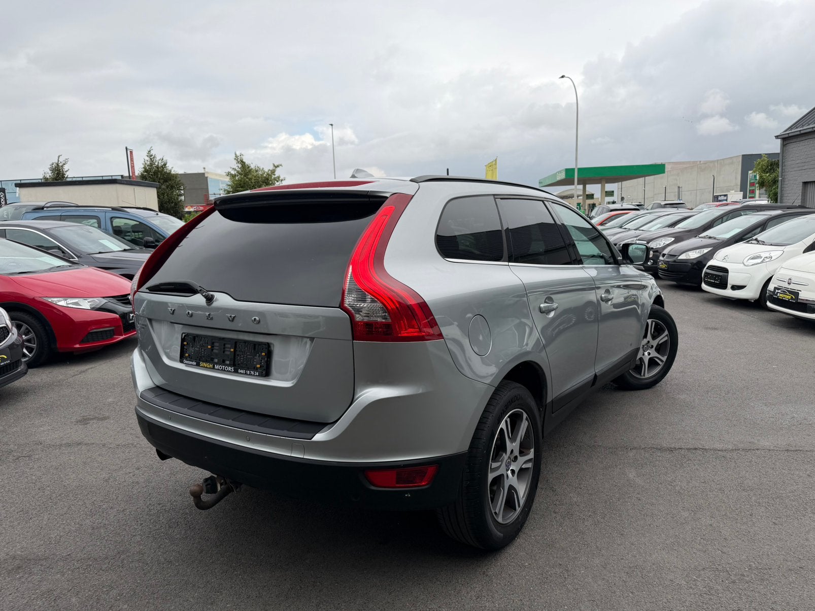 Volvo XC60 2.0D | AUTMAAT | Cruise | Airco | Trekhaak |, Auto's, Automaat, Euro 5, Zwart, 1984 cc