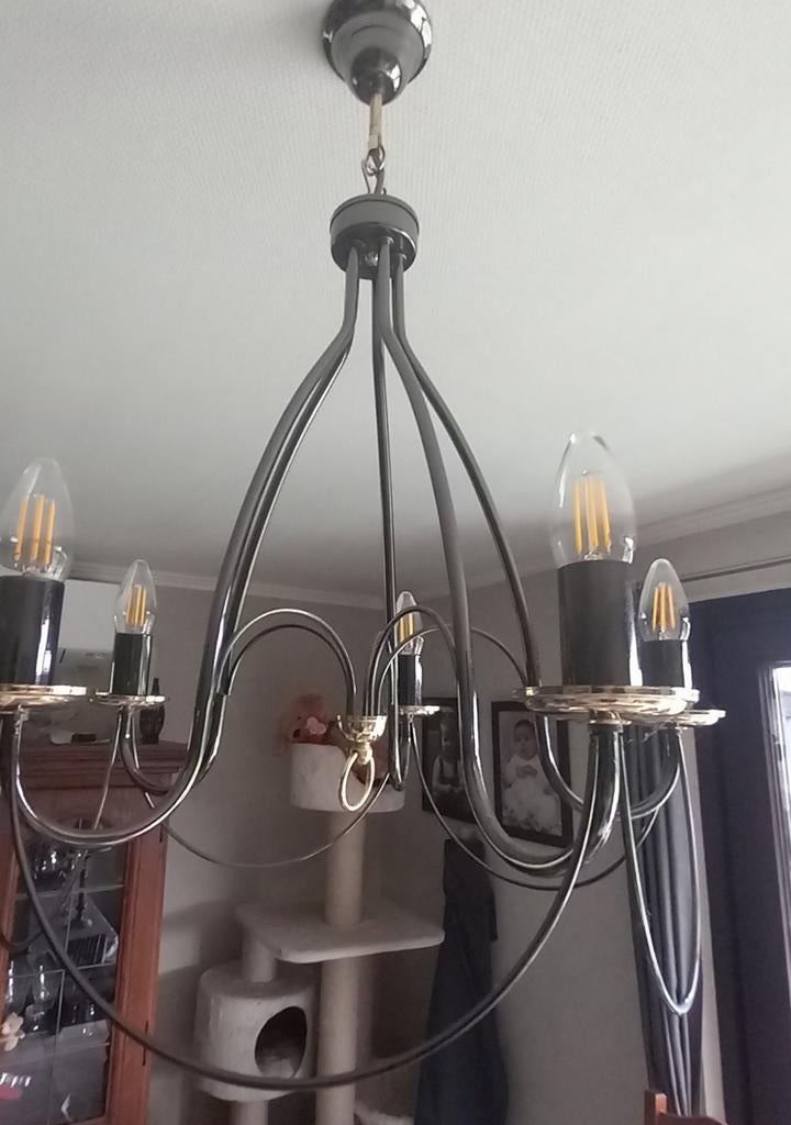 Lustre avec lumières, Enlèvement ou Envoi