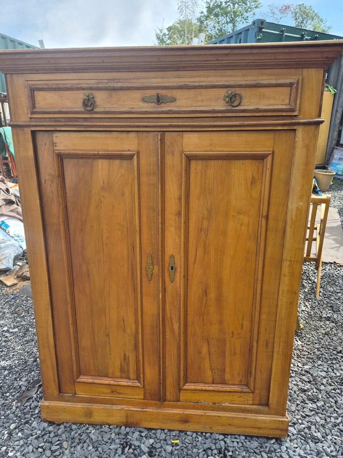 buffet haut ancien à donner, Antiquités & Art, Enlèvement