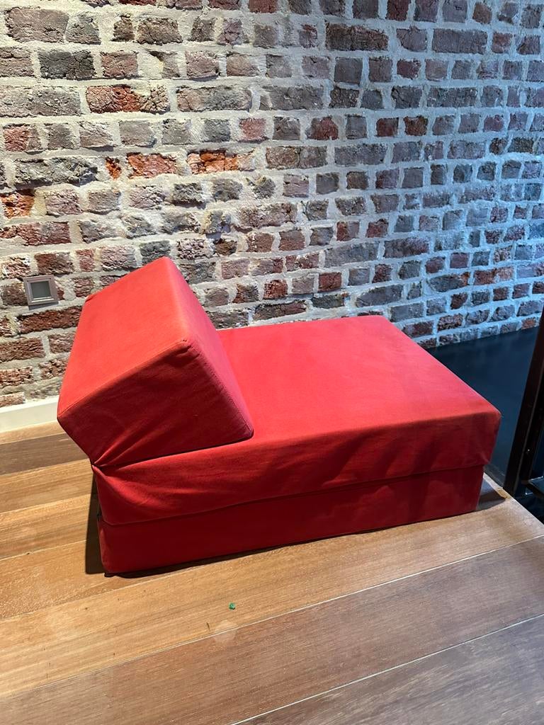 Rode zetel/bed - uitklapbaar, Huis en Inrichting, Slaapkamer | Slaapbanken, Ophalen, Gebruikt, 190 cm of minder, Rood
