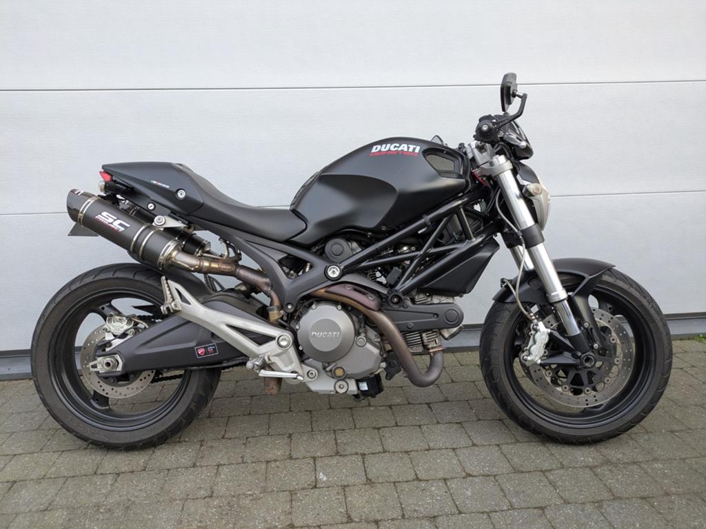 DUCATI MONSTER 696 SC-UITLAAT, Motoren, Motoren | Ducati, 2 cilinders, Motorrijbewijs A, Particulier, Meer dan 35 kW