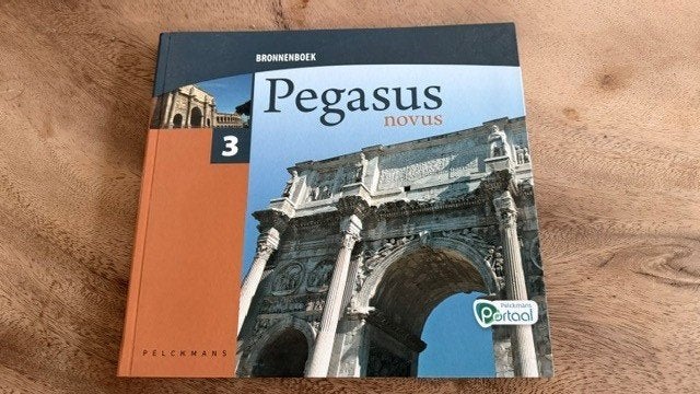 Boek Latijn Pegasus Bronnenboek 3, Livres, Livres scolaires, Enlèvement ou Envoi, Comme neuf, Latin