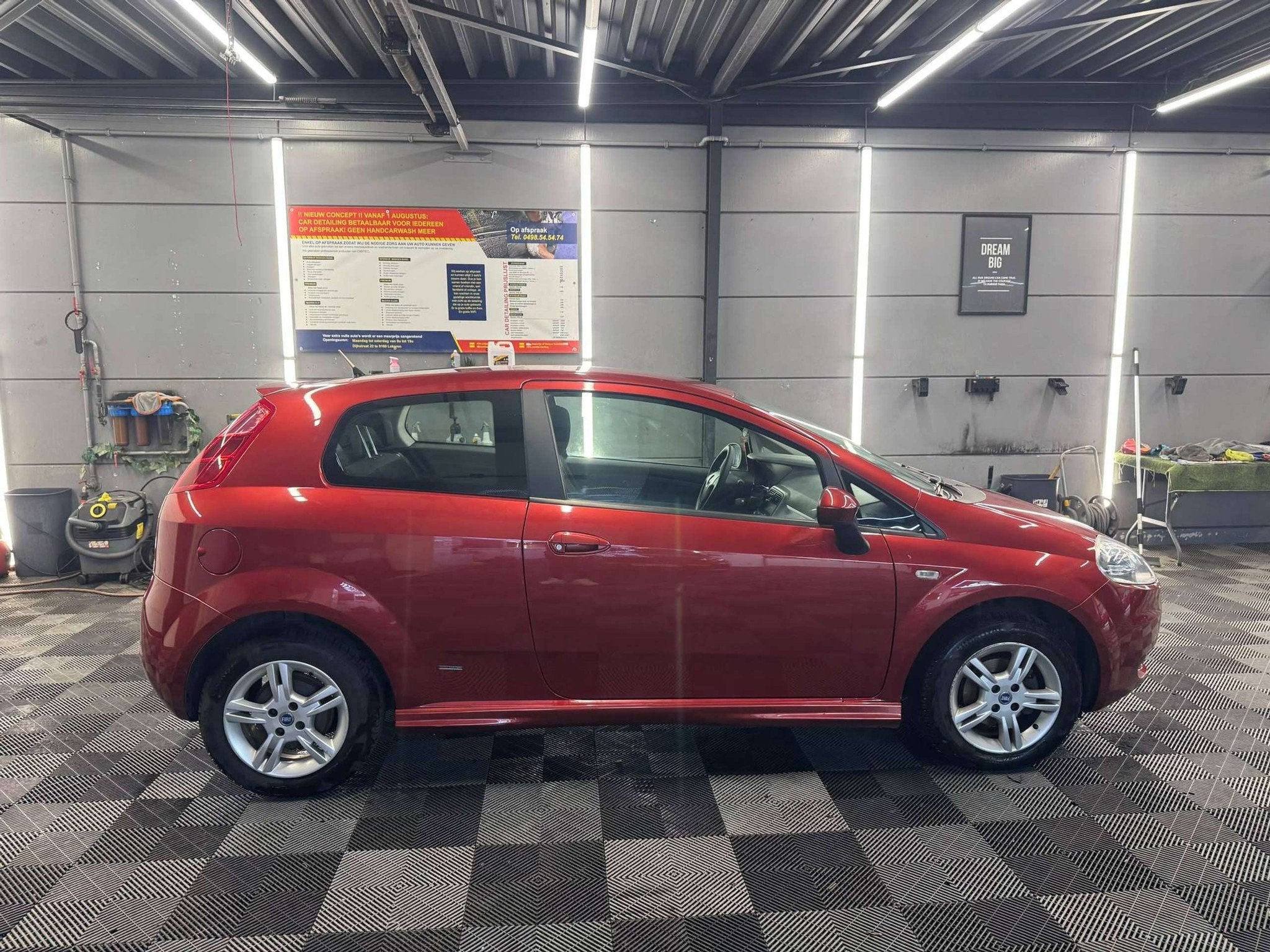 Fiat Punto 1.2i 16v benzine AUTOMATIQUE bj. 2007 107.610km, Auto's, Automaat, Stof, Gebruikt, 1242 cc