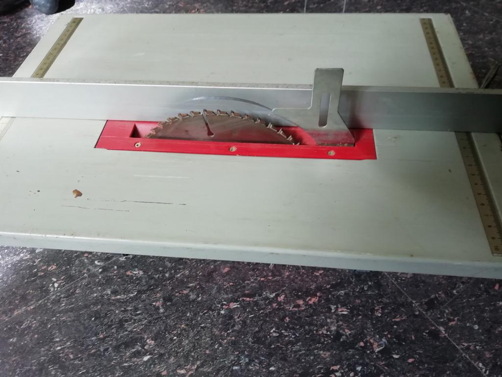 Tafelzaag te koop, Ophalen, Minder dan 600 watt, Cirkelzaag, Ferm